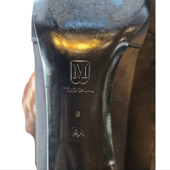 Bruno Magli Couture Italian Black Velvet Satin Kitten Heel Pump Narrow 8AA - Picture 8 of 12